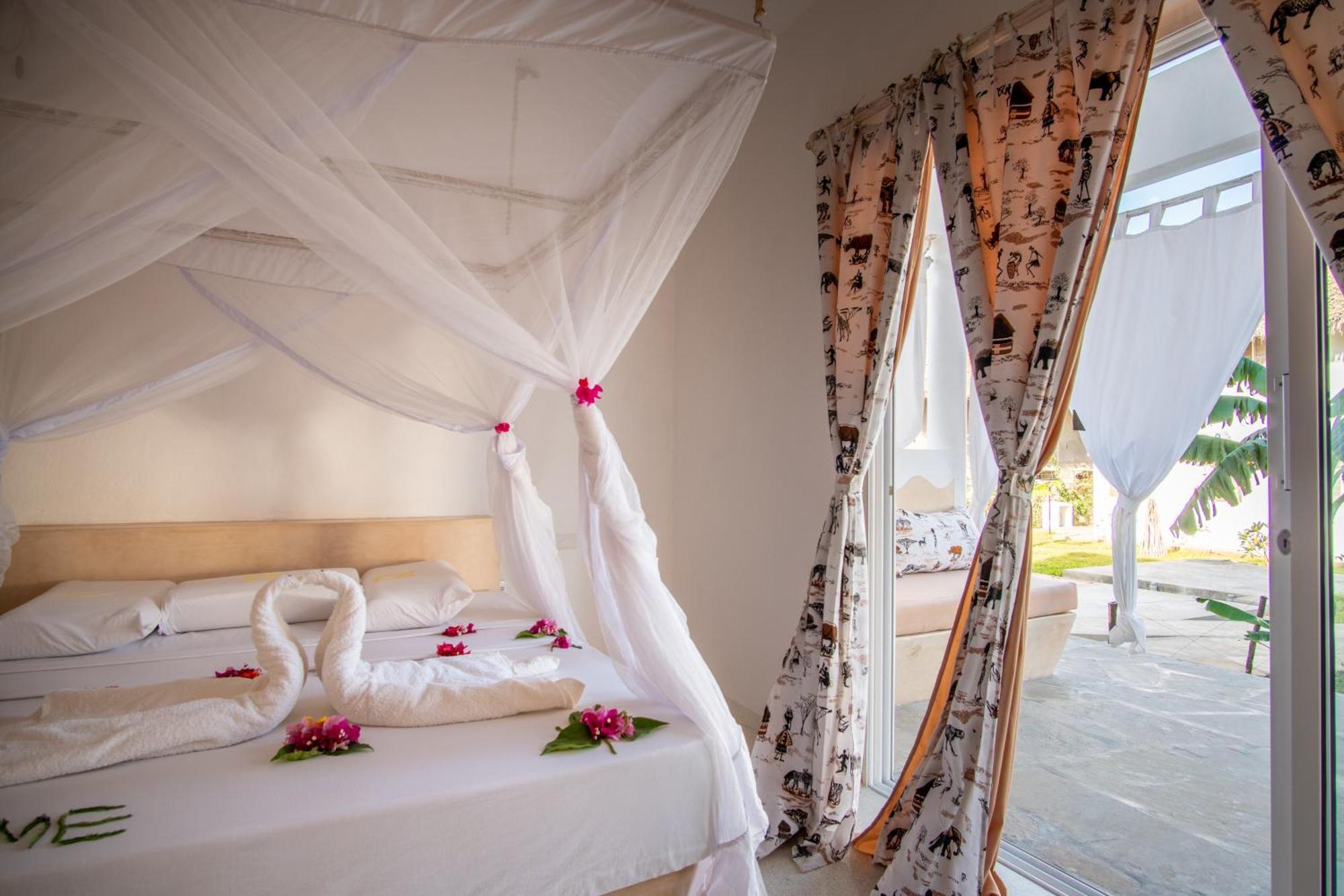 Nyota 11 - Jua Resort Watamu Bagian luar foto